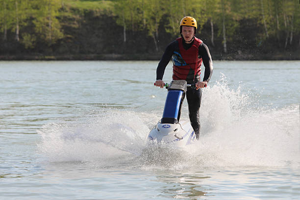 how to ride a stand-up jet ski for beginners